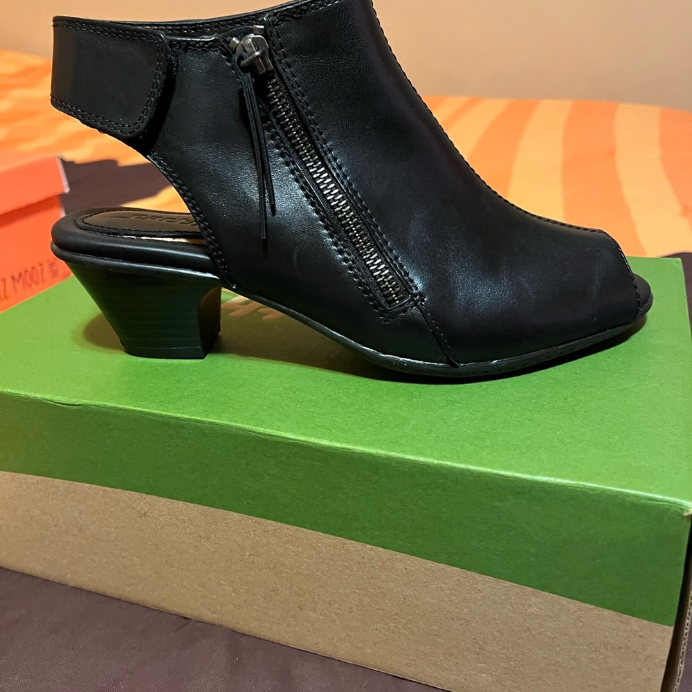 Earth Black Peep Toe Ankle Booties